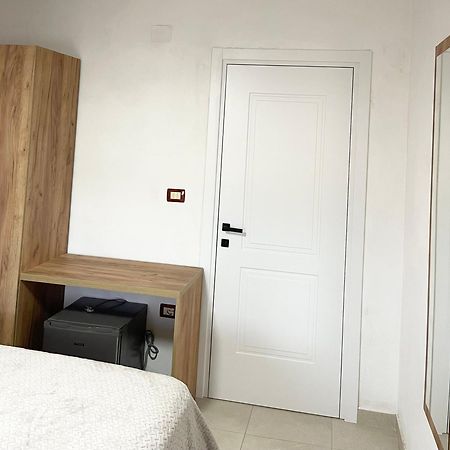 Prela'S Rooms Shkoder Luaran gambar