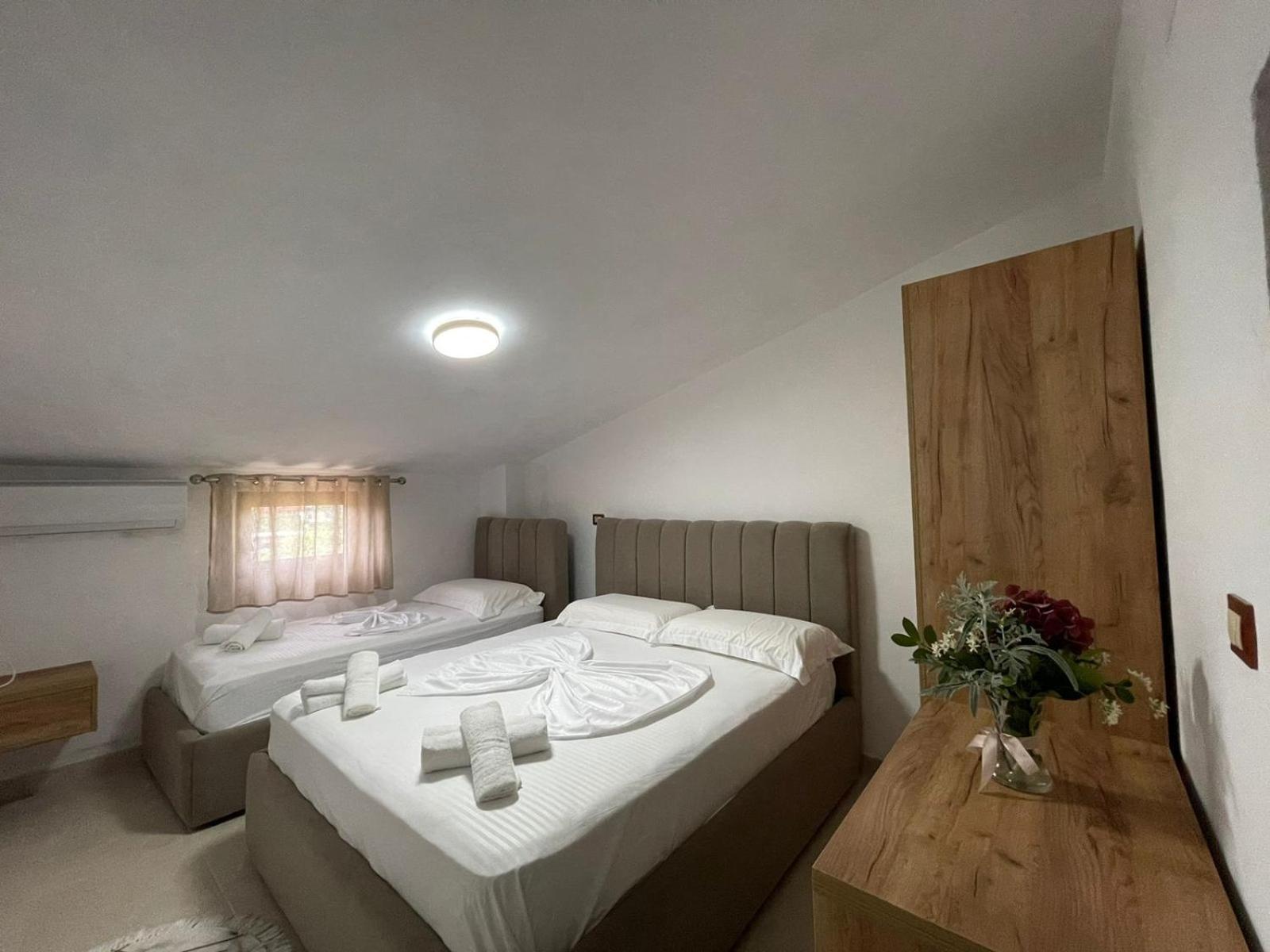 Prela'S Rooms Shkoder Luaran gambar
