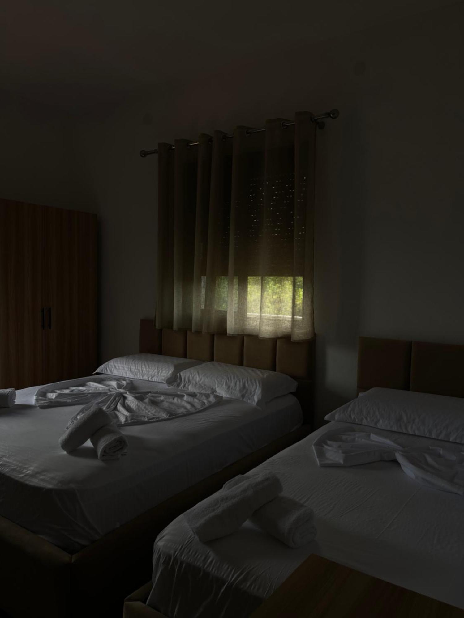 Prela'S Rooms Shkoder Luaran gambar