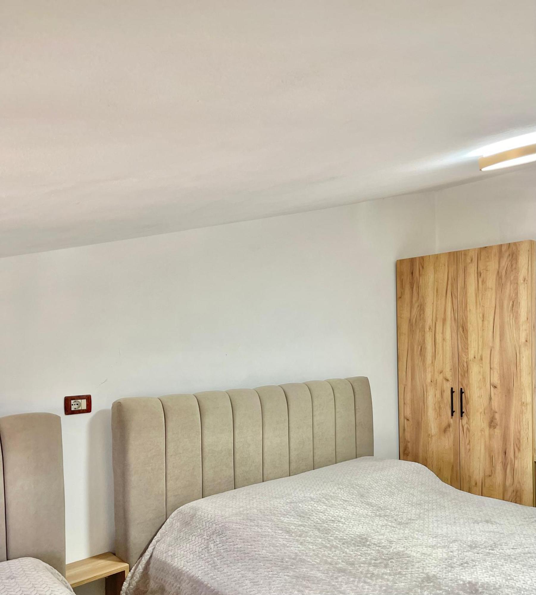 Prela'S Rooms Shkoder Luaran gambar
